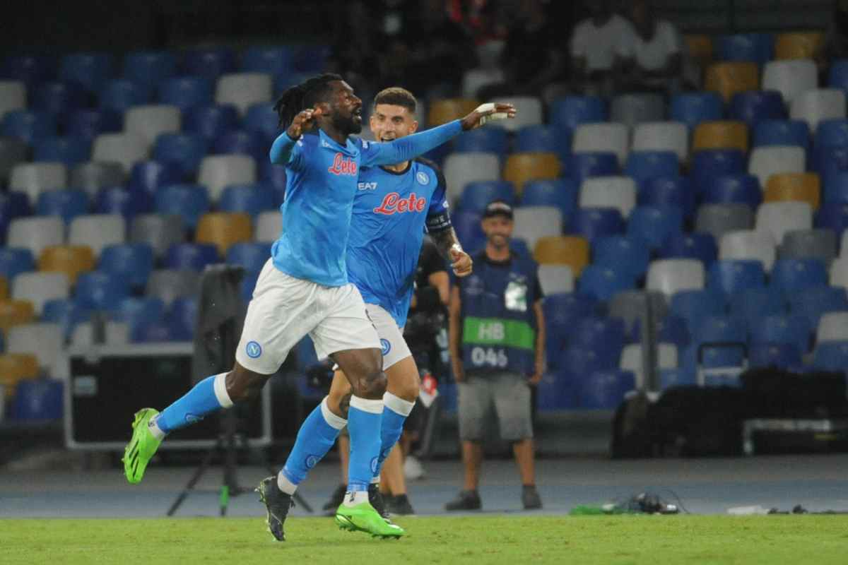 Zambo Anguissa esulta dopo un gol con il Napoli