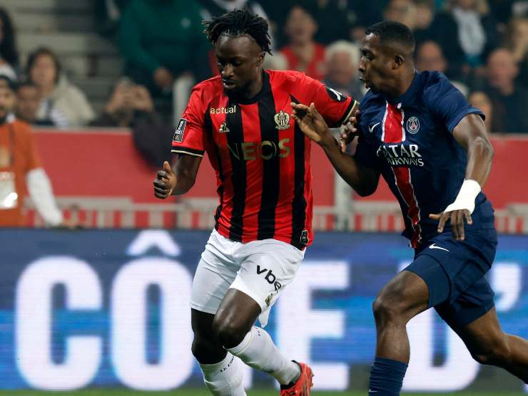 Guessand in azione contro il PSG