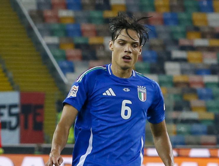 Samuele Ricci con la maglia dell'Italia