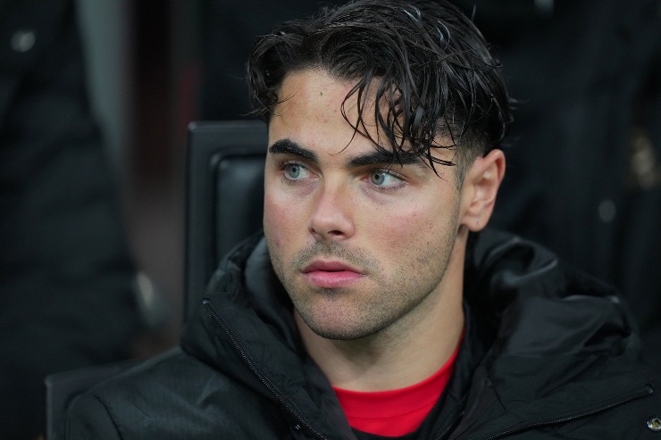 Riccardo Sottil durante l'esperienza al Milan