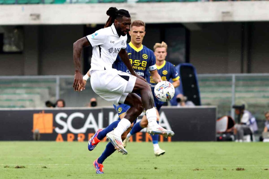 Zambo Anguissa in campo con il Napoli