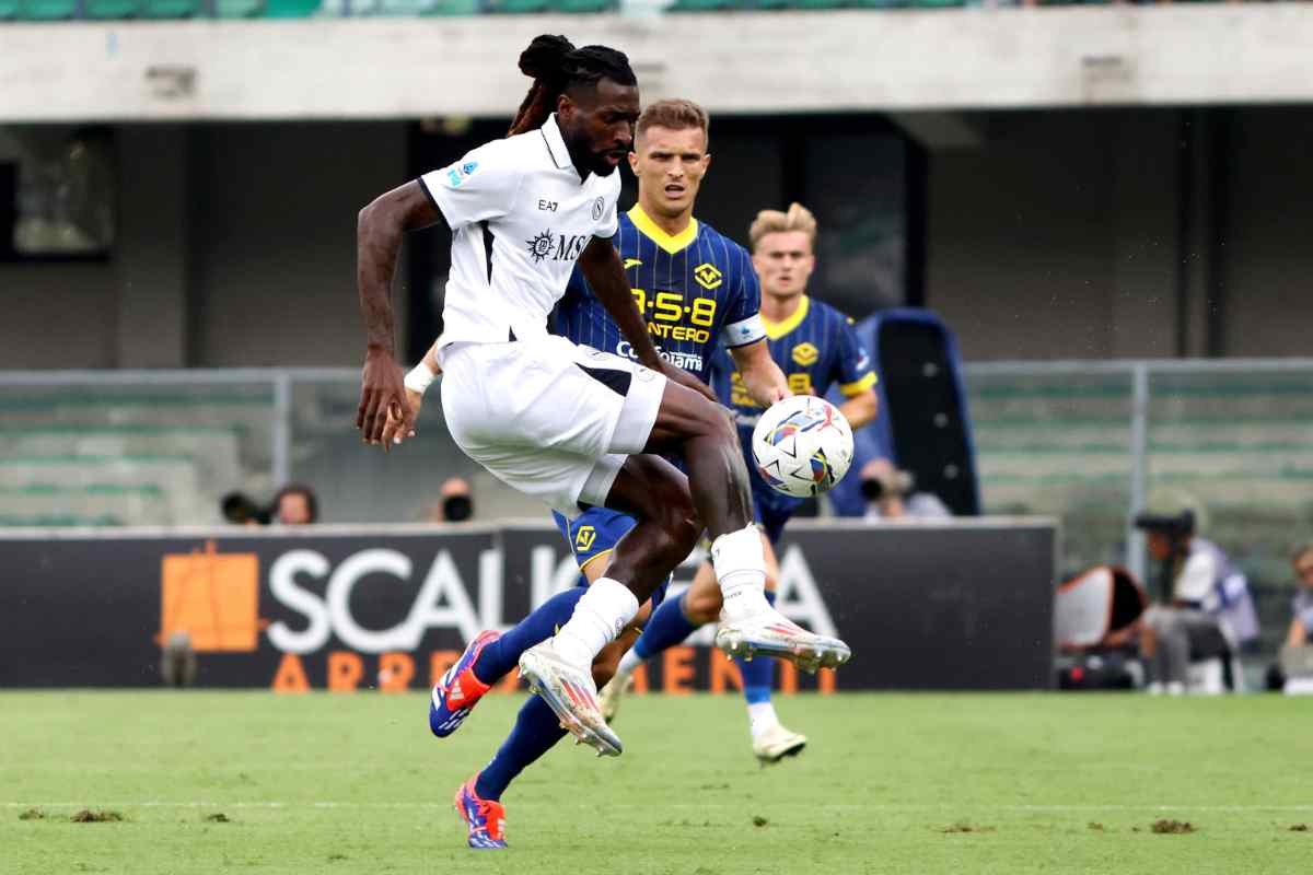 Zambo Anguissa in campo con il Napoli