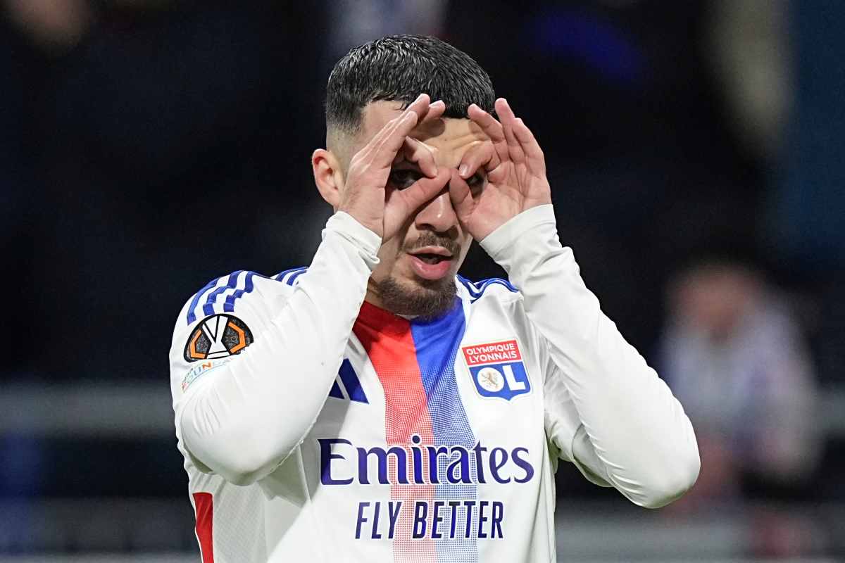 Calciomercato Roma Mikautadze