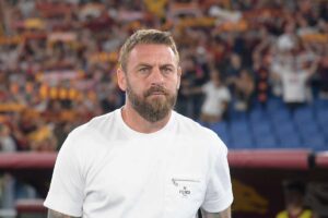 De Rossi in primo piano