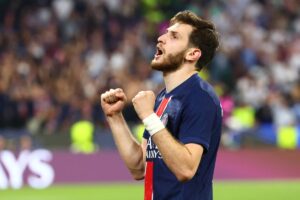 L'esultanza di Khvicha Kvaratskhelia, ala del PSG