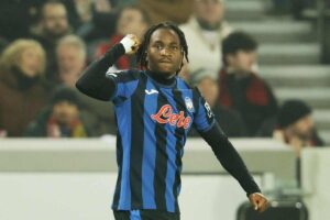 Lookman esulta dopo una rete