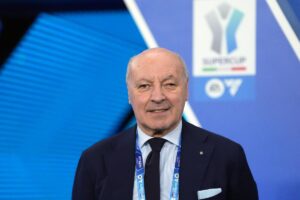 Giuseppe Marotta sorride