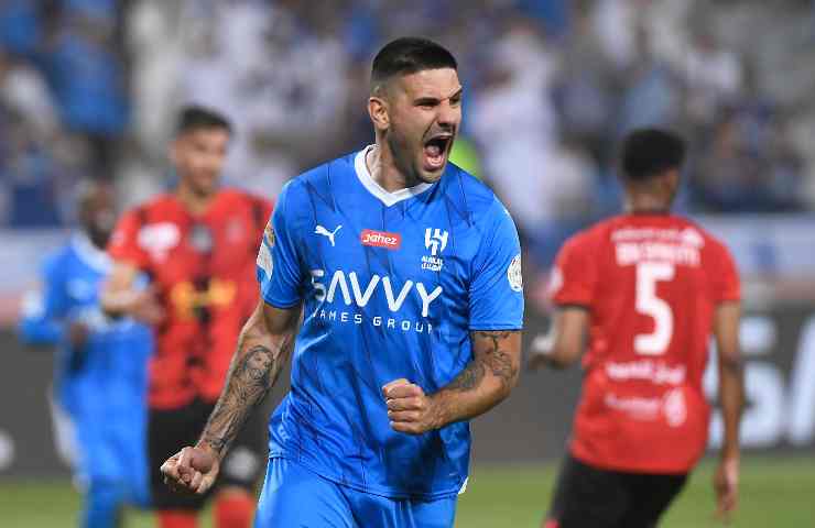 Mitrovic esulta dopo un gol