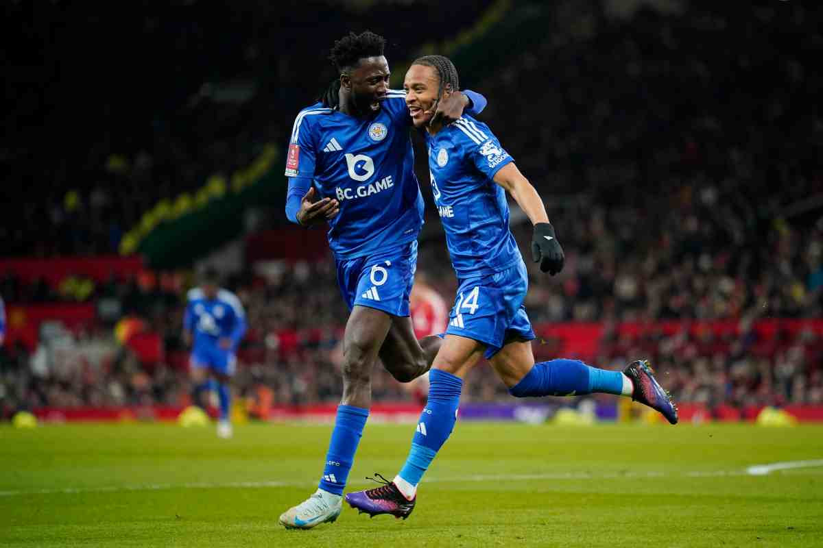 Ndidi esulta con il compagno