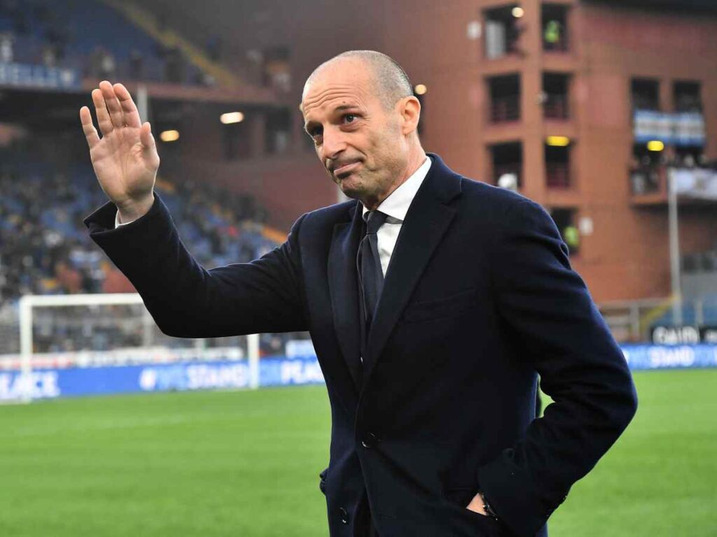 Massimiliano Allegri saluta i tifosi
