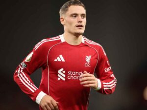 Florian Wirtz con la maglia del Liverpool