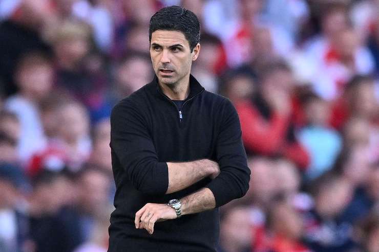 Mikel Arteta pensieroso